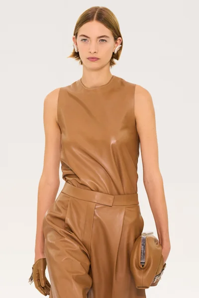 Look 7